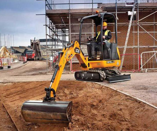 Аренда мини экскаватора в Волжском и  Волгоградской области